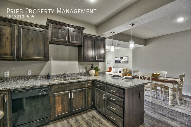 Building Photo - 22088 W 123rd Ln