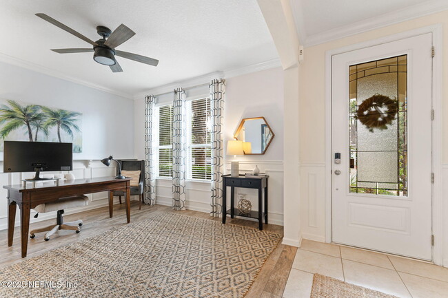 Building Photo - 22 Medio Dr