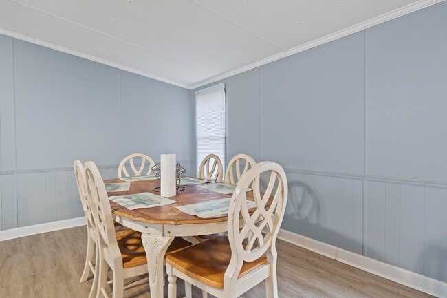 Building Photo - 158 Thomas Field Rd SE