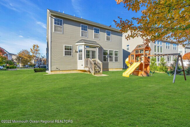 Building Photo - 10 Mulberry Dr
