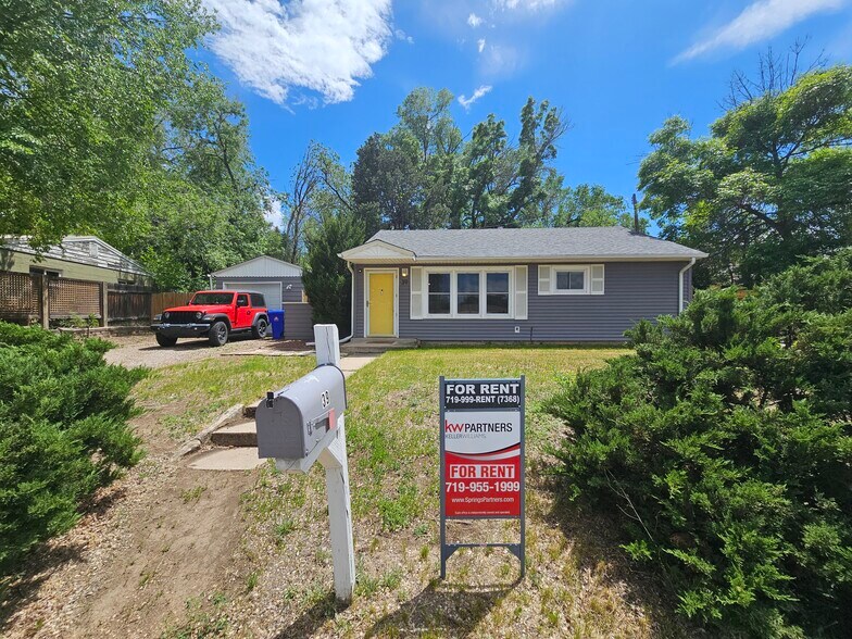 Building Photo - 39 Mount Washington Dr