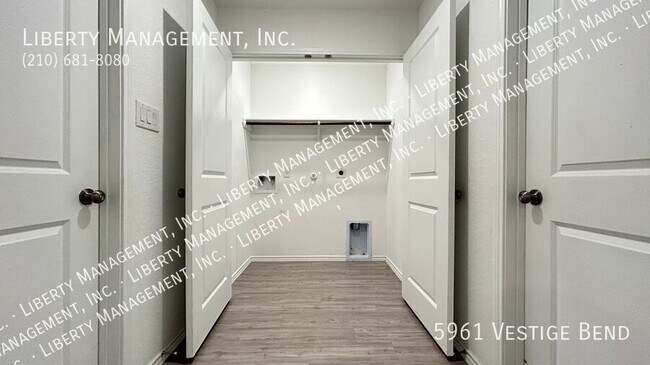 Building Photo - 5961 Vestige Bnd