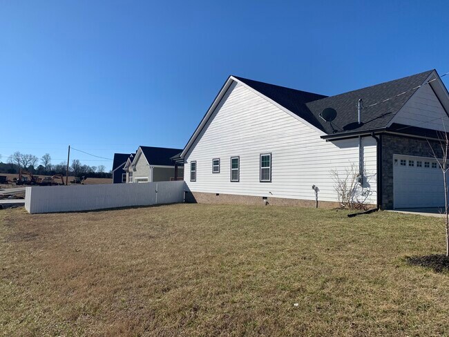 Building Photo - 1197 Finley Beech Rd