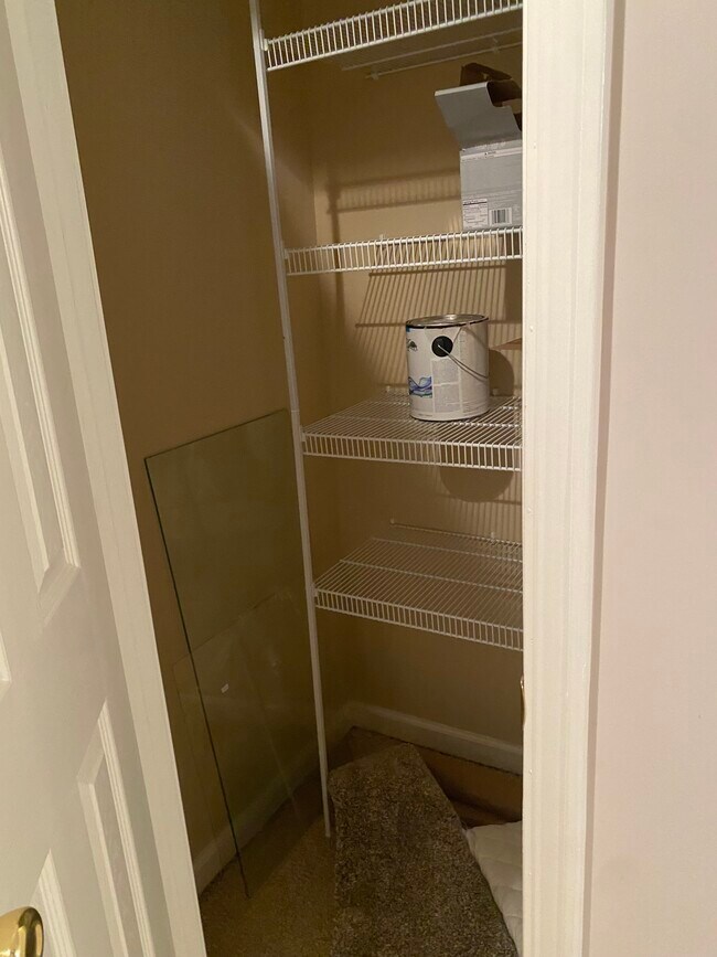 Building Photo - 35 Winchester Cv