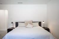 Building Photo - 6146 Peppermill Dr