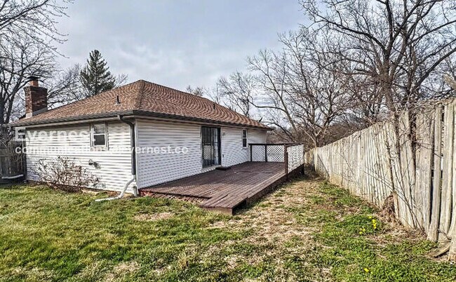 Building Photo - 6121 N Baltimore Ave