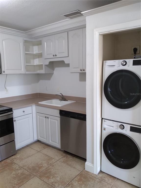 Building Photo - 2525 Bahia Vista St