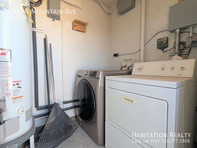 Building Photo - 1905 N Mountain Ave