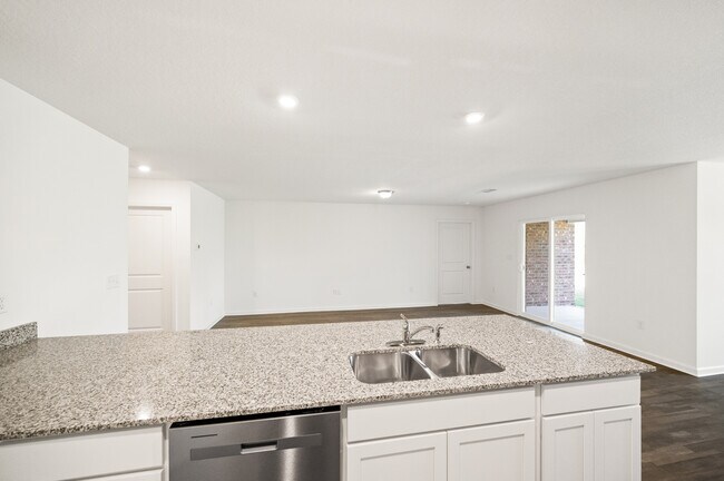 Building Photo - 21750 Sutherland Cir