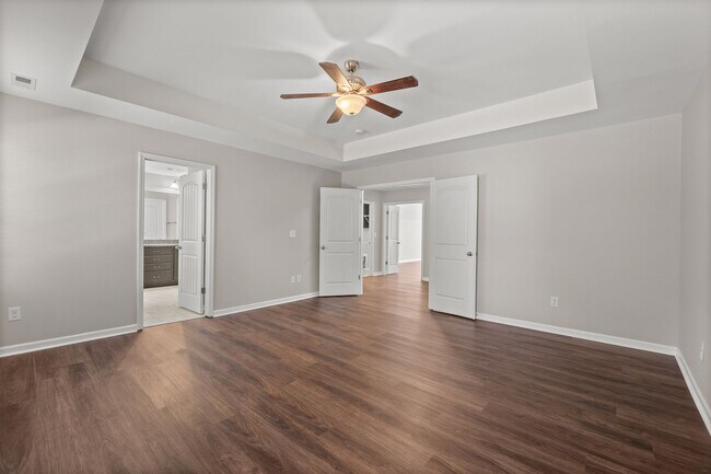 Building Photo - Immaculate 5bd 3bd Berewick home with many newly upgrades!