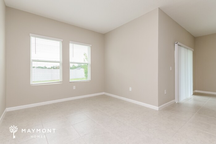 Building Photo - 300 Kenilworth Dr