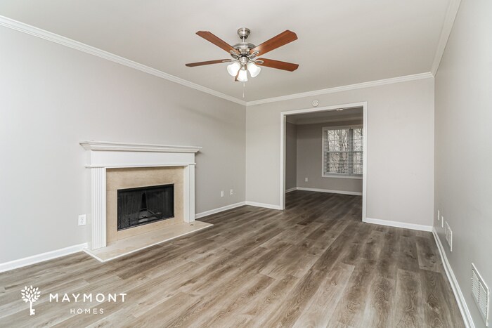 Building Photo - 113 Whispering Ct