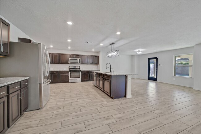 Building Photo - 20864 Sheffield Pk Dr