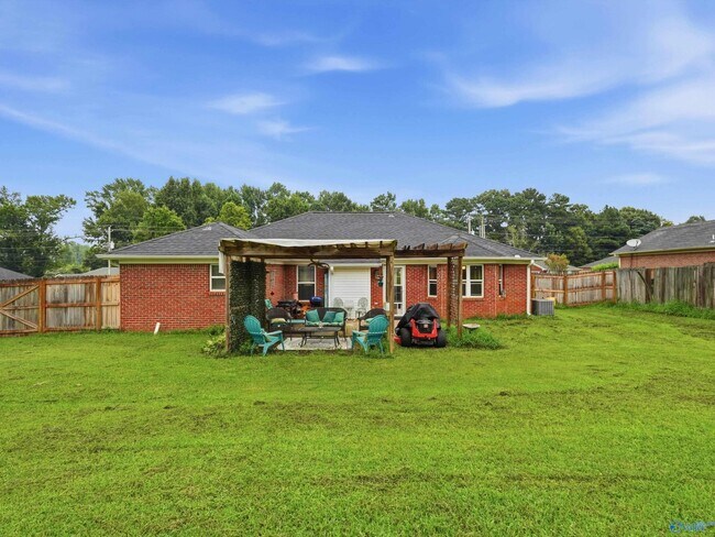 Building Photo - 140 Poplar Green Ln