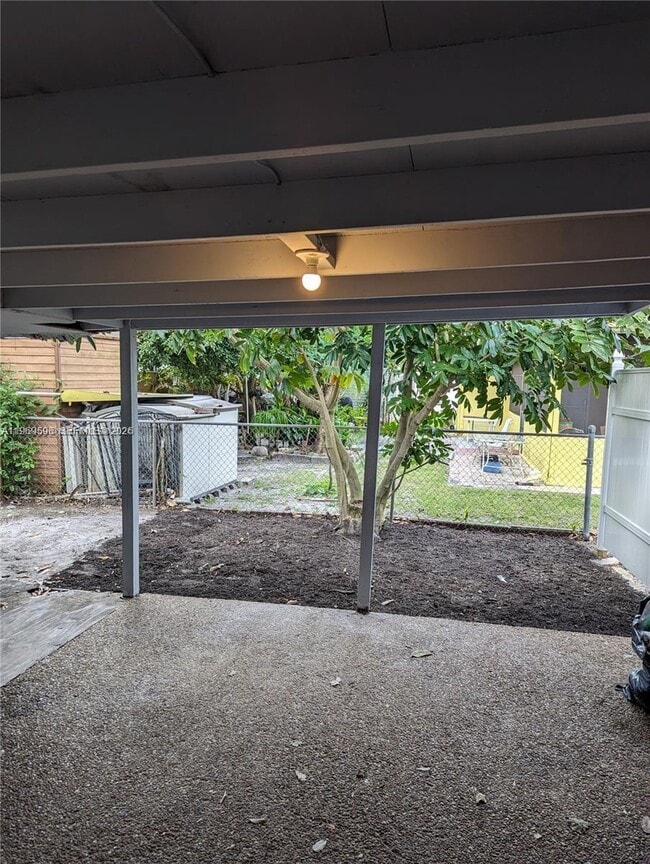 Building Photo - 5820 NW 14th Ct