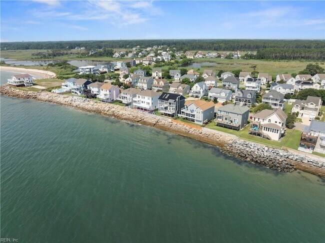 Building Photo - 115 Grandview Dr