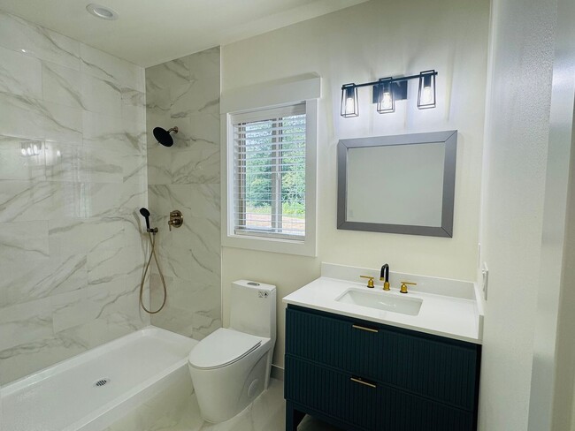 Building Photo - BRAND NEW 1 bedroom, 1 bath in Eaglemont