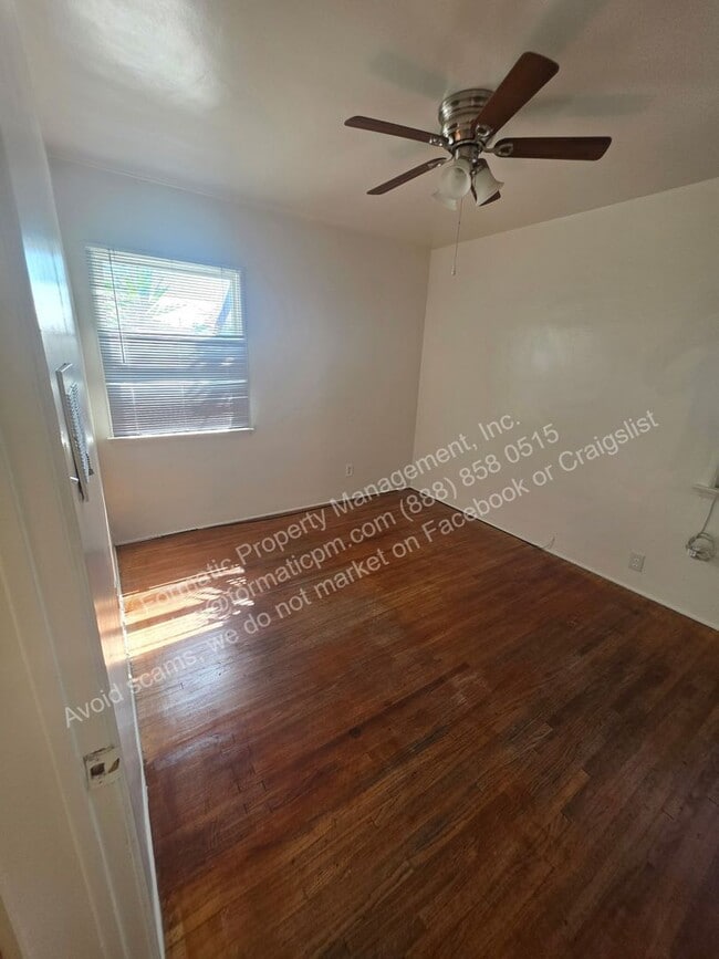 Building Photo - 113 N Park Ave