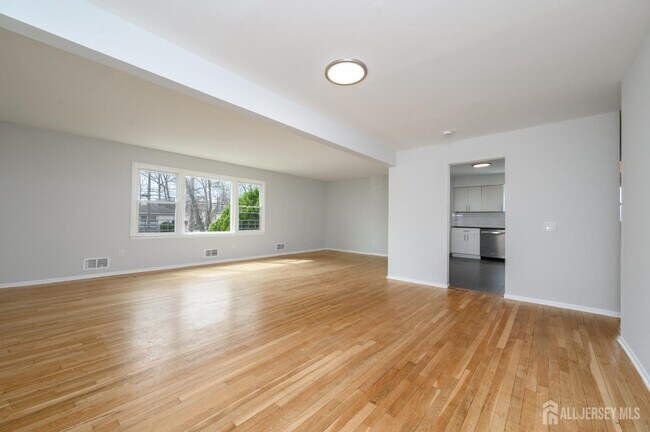 Building Photo - 796 Inman Ave