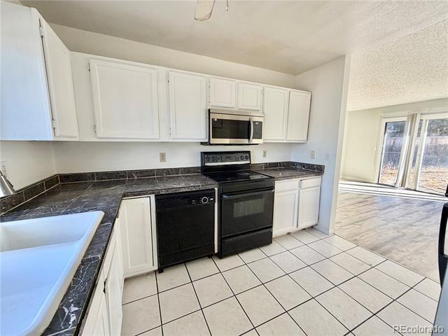 Building Photo - 5842 S Malaya Ct