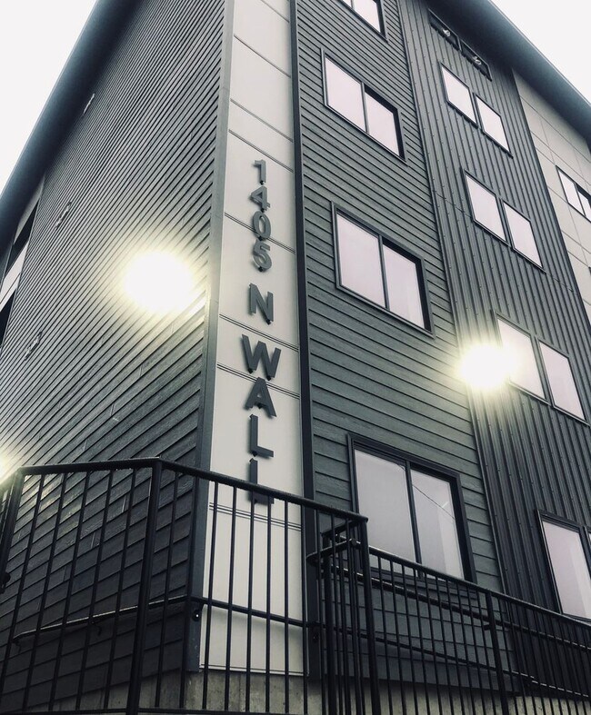 Building Photo - Wall Street Apartments