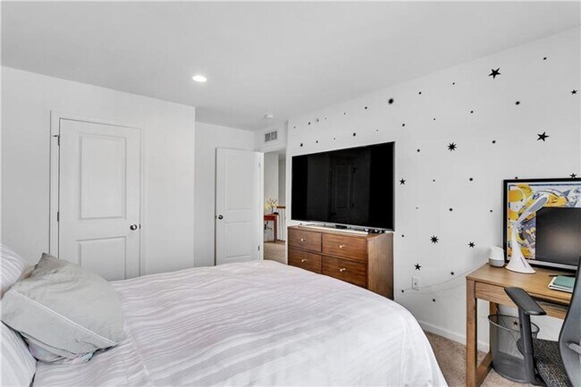 Building Photo - Refined Comfort Meets Modern Living — High...