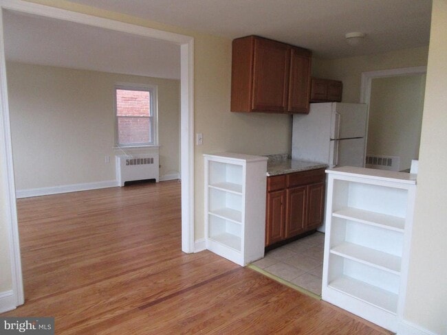 Building Photo - 43 Rittenhouse Pl