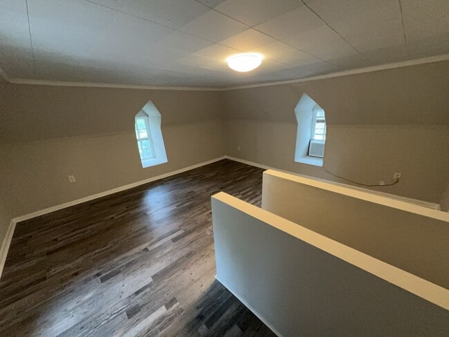 Building Photo - 52 Wilburger St