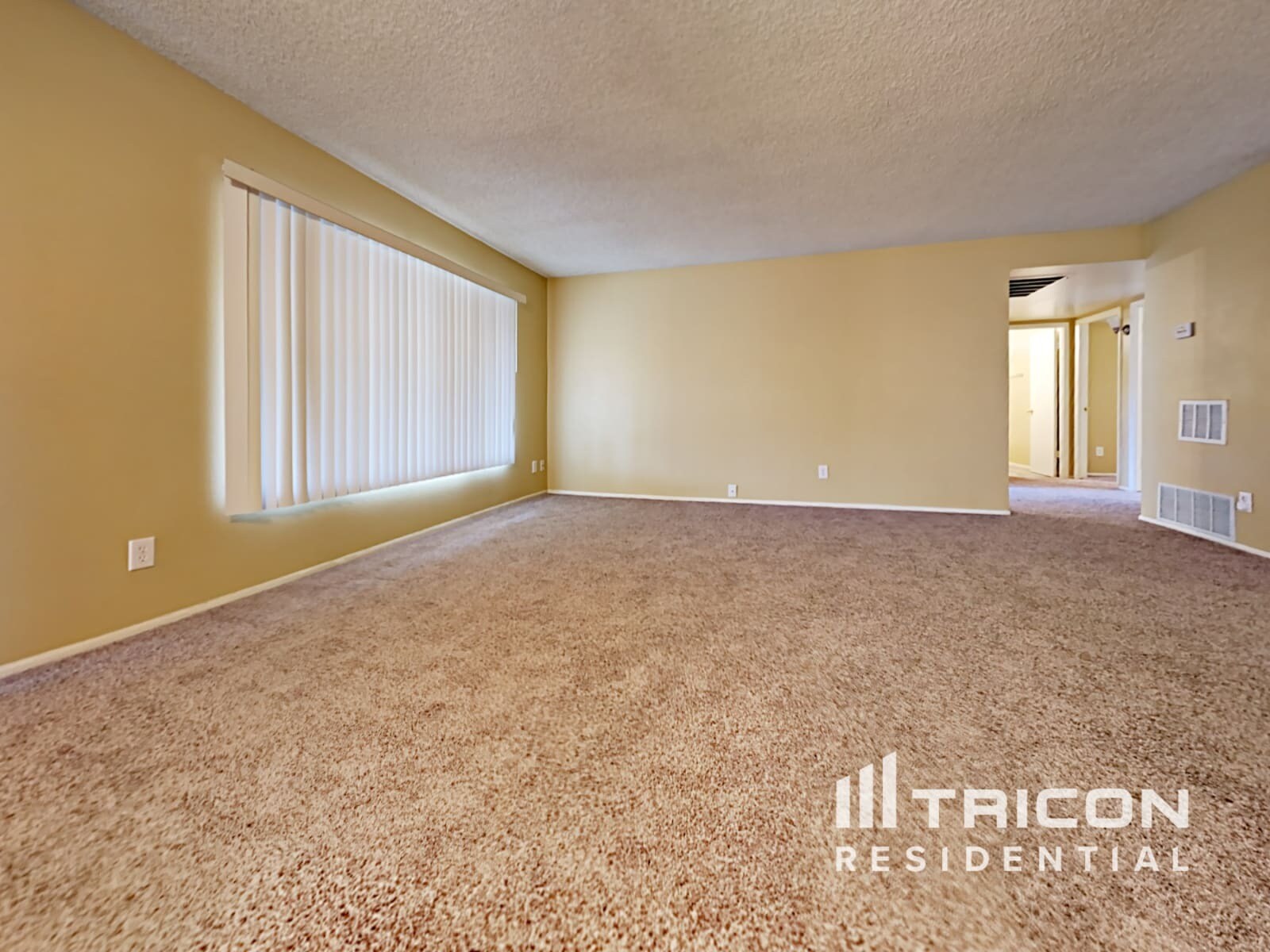 Building Photo - 3822 W Mauna Loa Ln