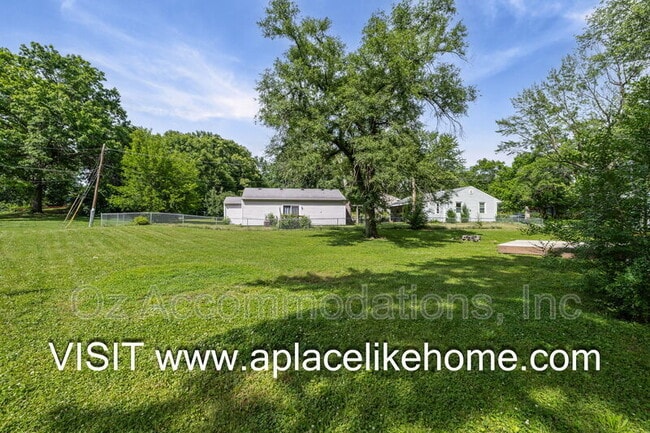 Building Photo - 4934 Appleton Ave