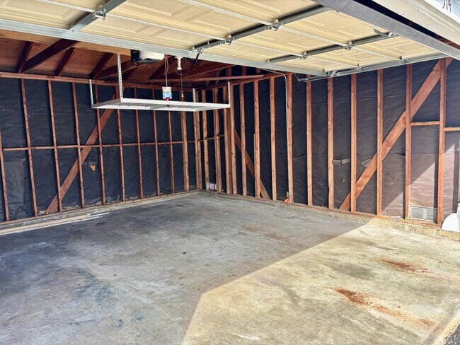 Building Photo - 514 Derby Rd