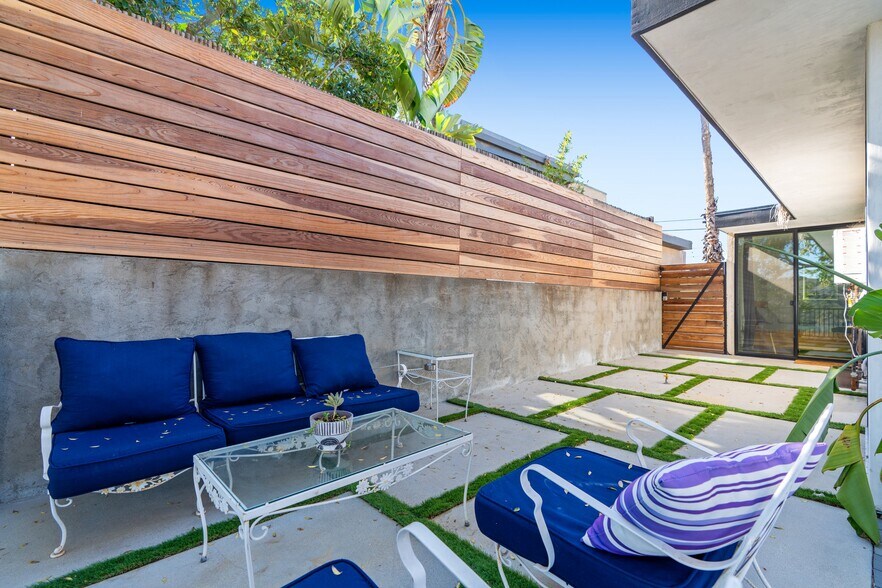 Building Photo - 3632 Beverly Ridge Dr