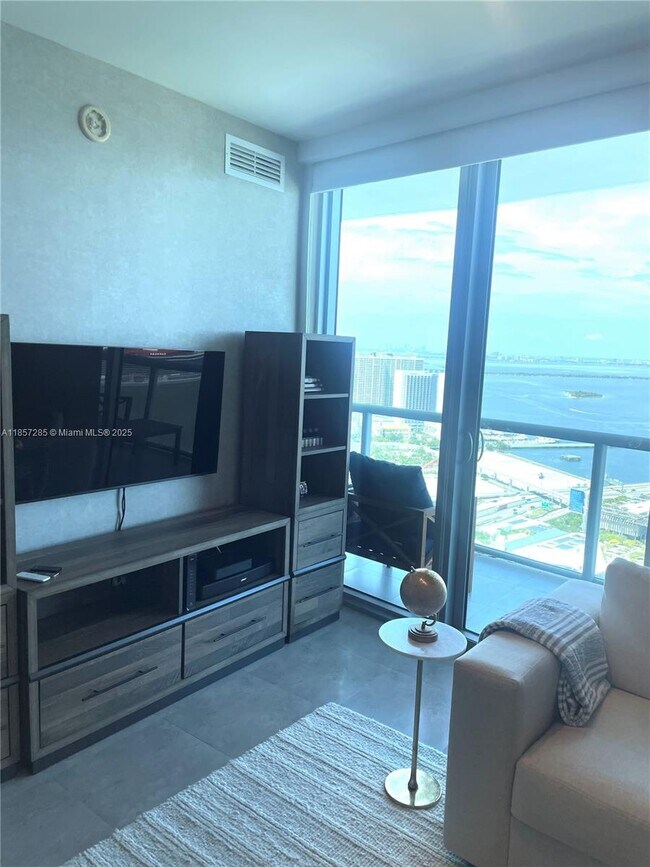 Building Photo - 888 Biscayne Blvd