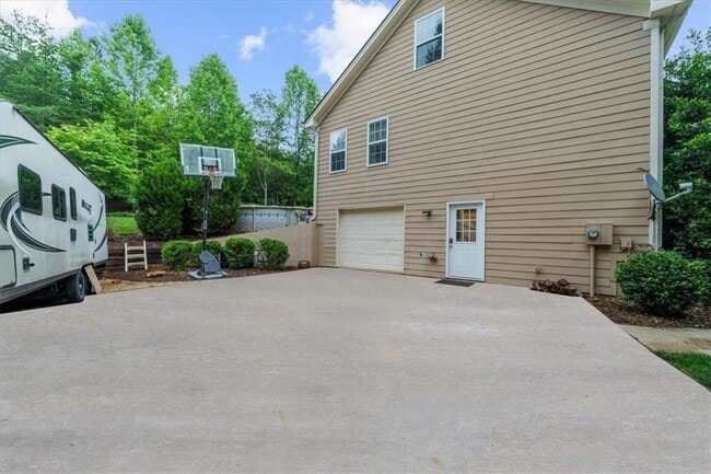 Building Photo - 122 Stonebrook Trail