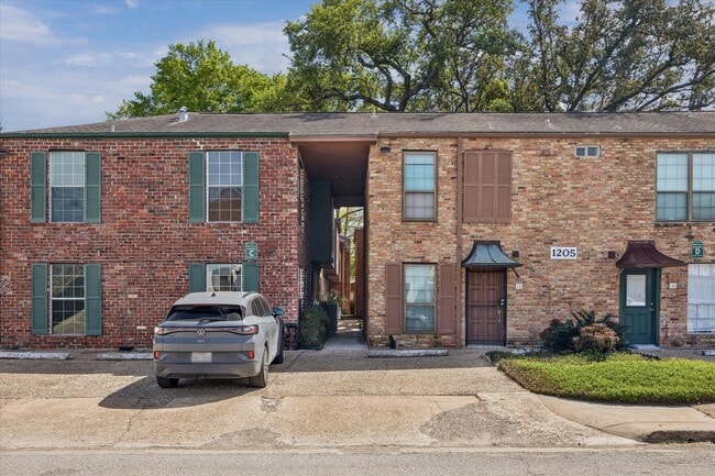 Building Photo - 1205 Autrey St