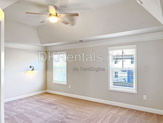 Building Photo - 582 Warrenton Run Dr