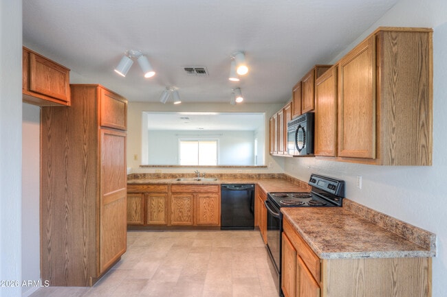 Building Photo - 27976 N Gold Ln
