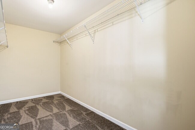 Building Photo - 1582 Ewing Farm Dr