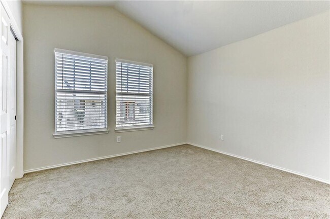Building Photo - 20904 Waterside Dr