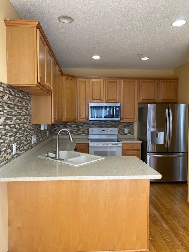 Building Photo - 5039 Archer Ln N