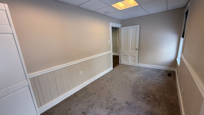 Building Photo - 36 Wakefield St