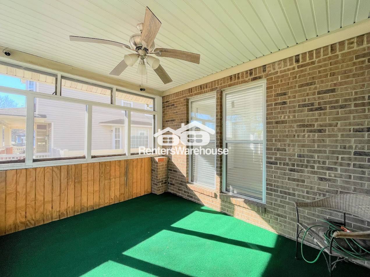 Building Photo - 1405 Church St