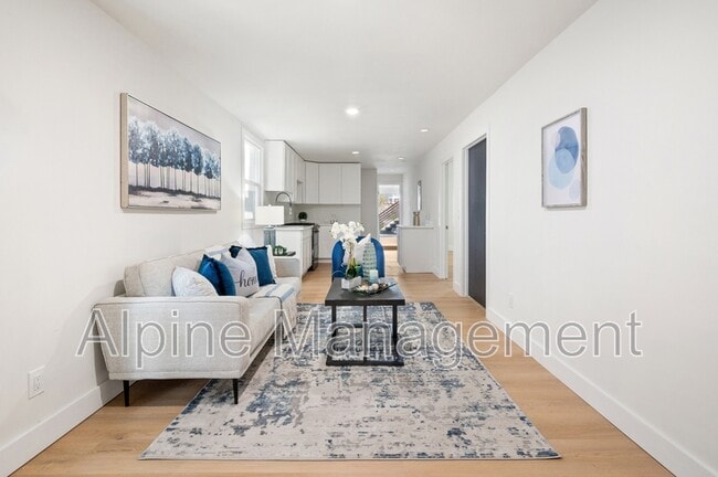 Building Photo - 830A 47th Street