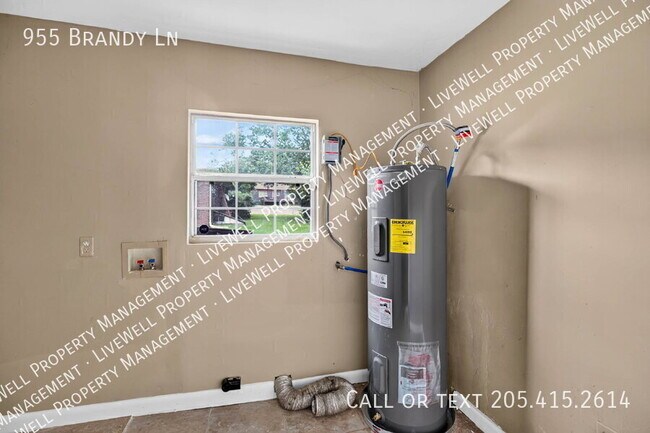 Building Photo - 955 Brandy Ln