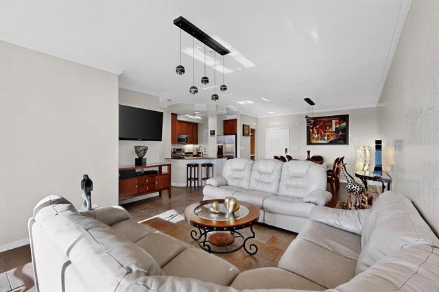 Building Photo - 330 Las Colinas Blvd E