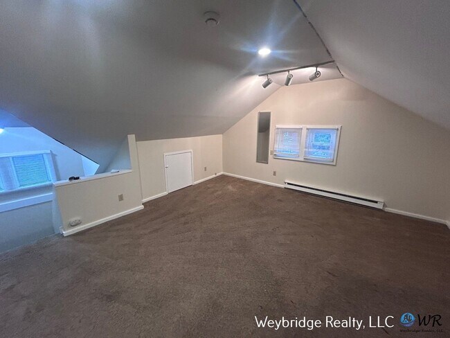 Building Photo - 3732 Herbert Ave