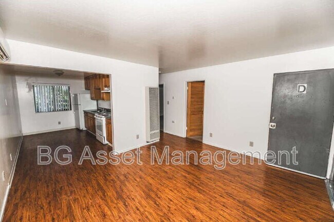 Building Photo - 460 San Marco St