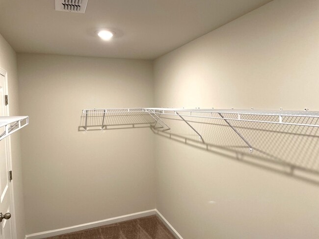 Building Photo - 1642 Villageside Ct