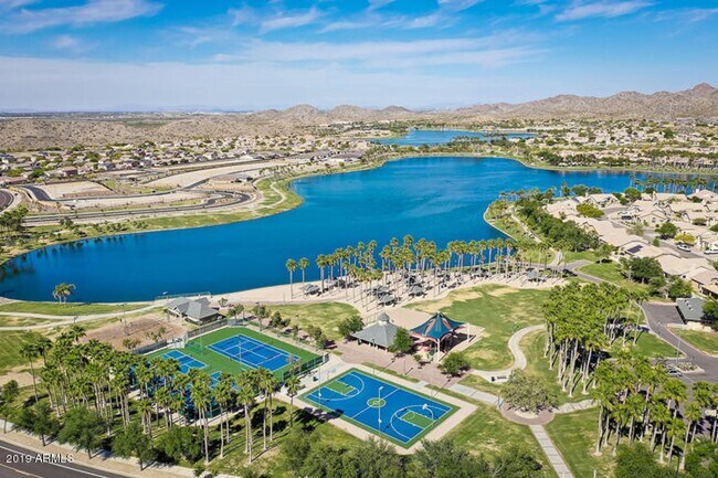 Building Photo - Enjoy the Incredible Estrella Mountain Ranch amenities!