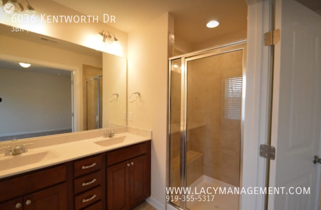 Building Photo - 6036 Kentworth Dr